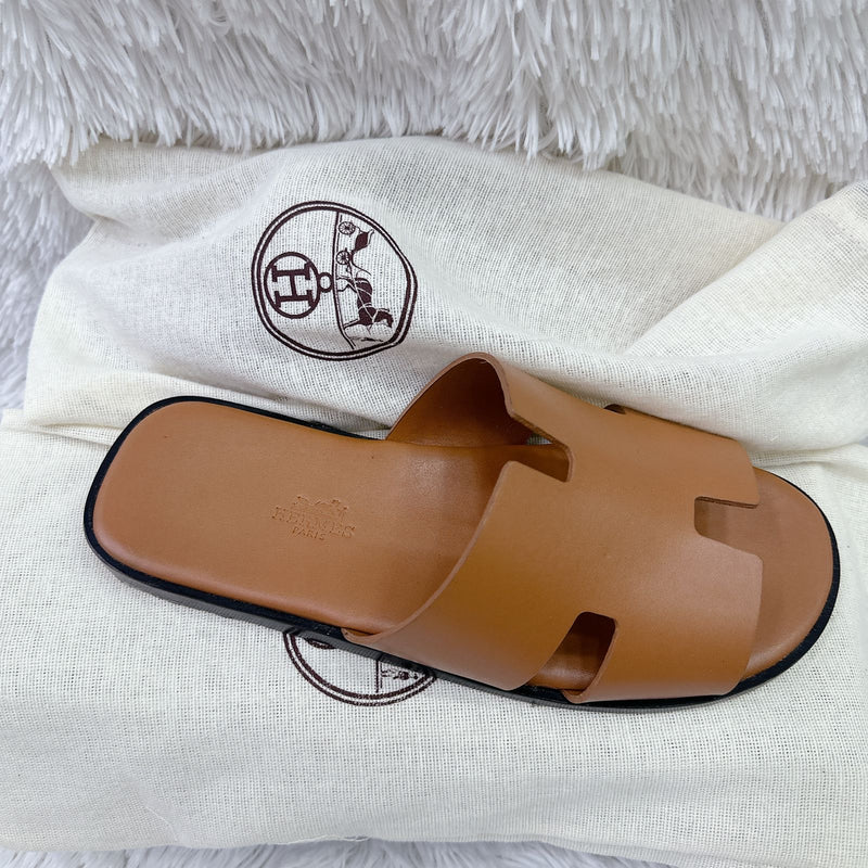 Chinelo Hermes