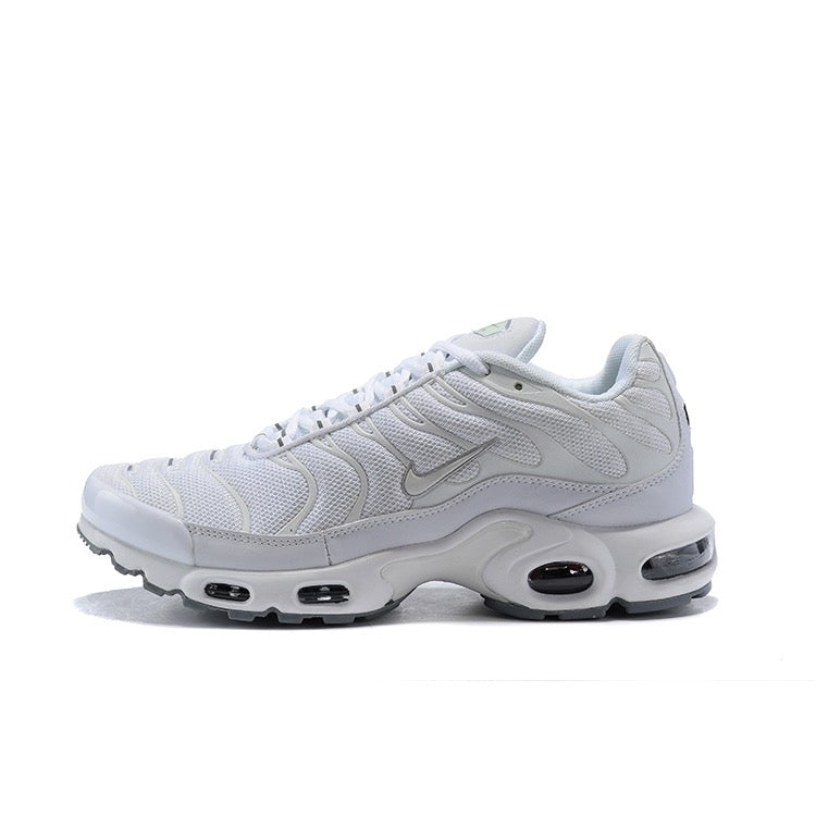 TÊNIS NIKE AIR MAX PLUS MASCULINO