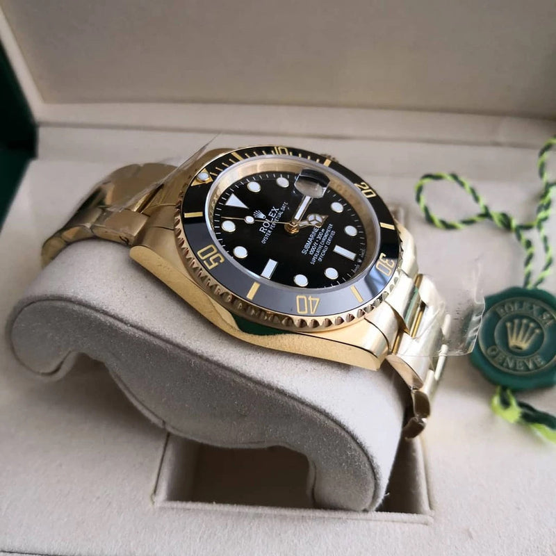 ￼Relógio Rolex Submariner Automático Dourado Fundo preto A Prova dágua