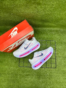 Tênis Nike Vomero Premium Feminino