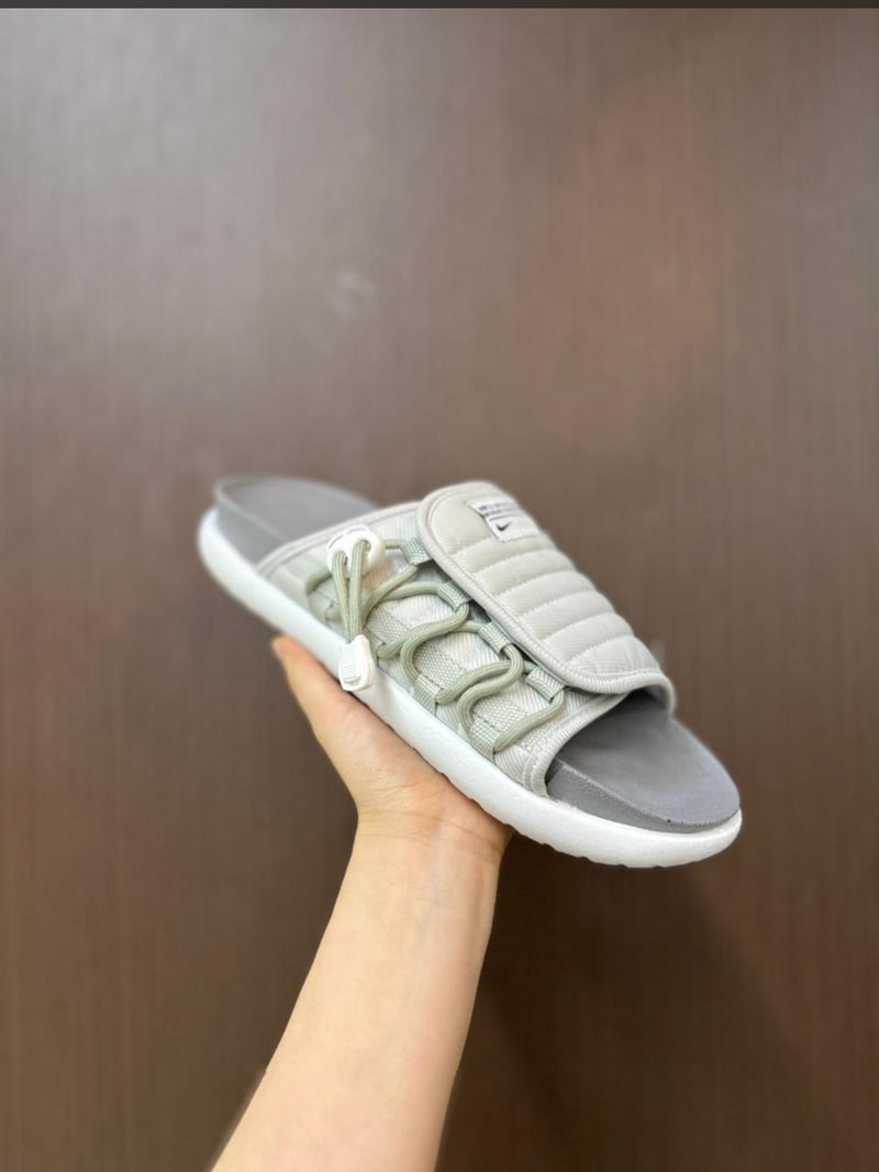 Chinelo Nike Azuna