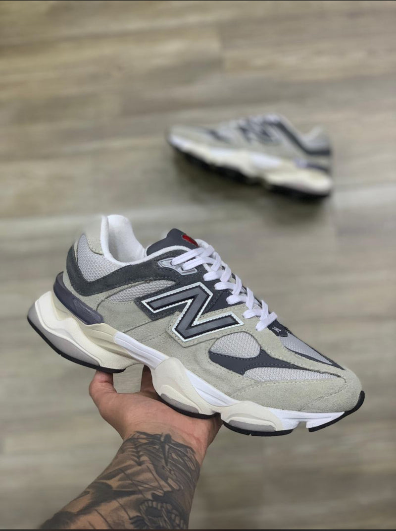 Tênis New Balance 9060