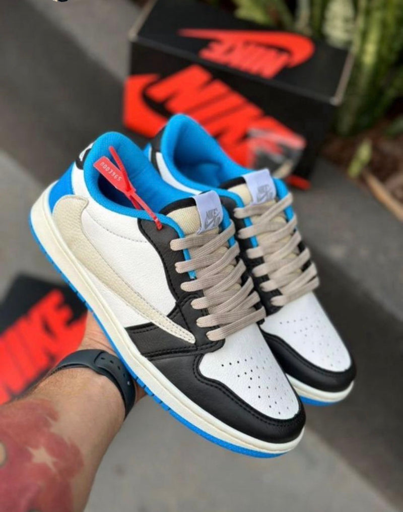 Tênis Nike Travis Scott