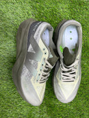 Tênis New Balance Fuelcell Rebel V4