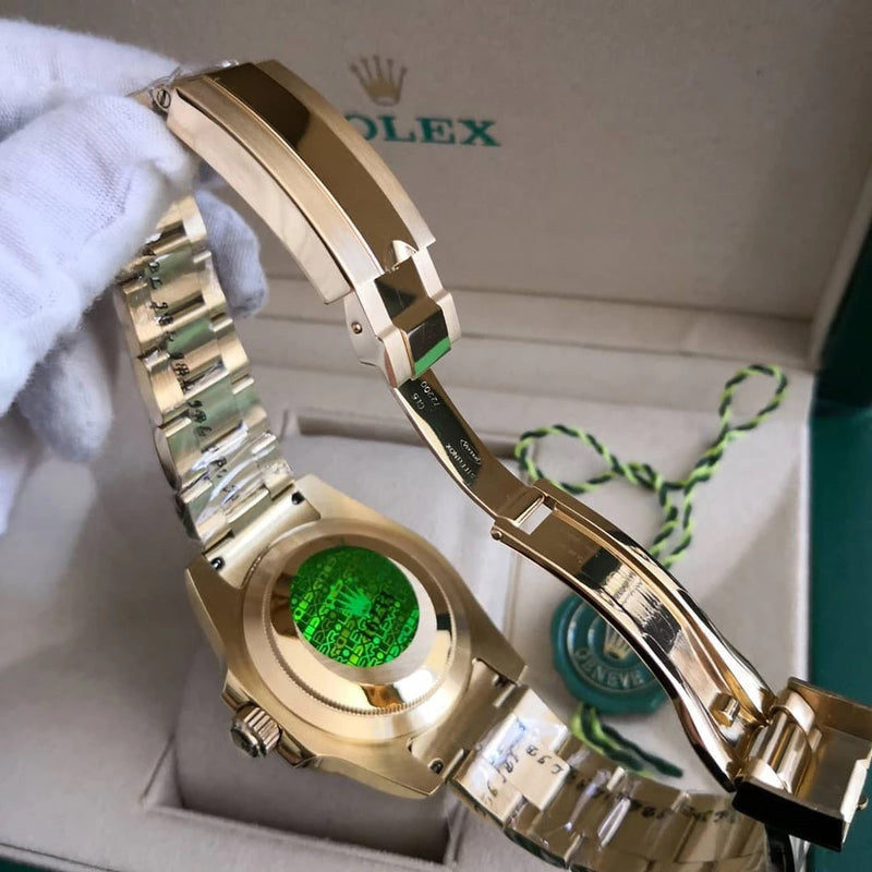 ￼Relógio Rolex Submariner Automático Dourado Fundo preto A Prova dágua