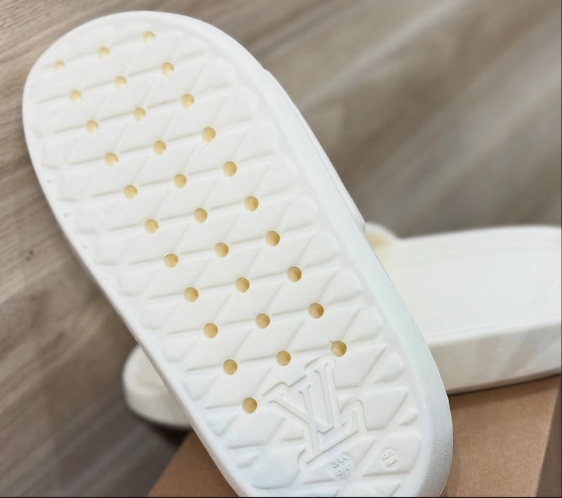 Chinelo Slide LV