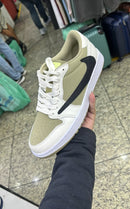 Tênis Nike Travis Scott