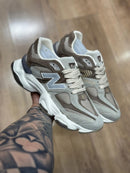 Tênis New Balance 9060