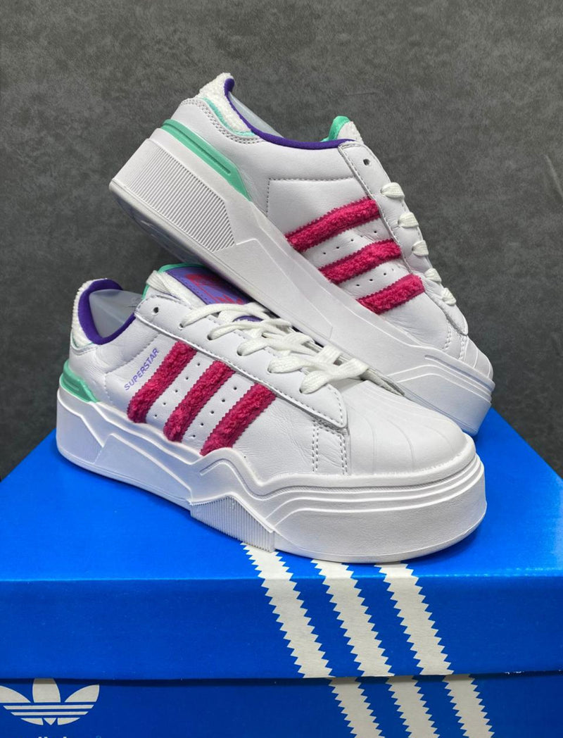 Tênis Adidas
