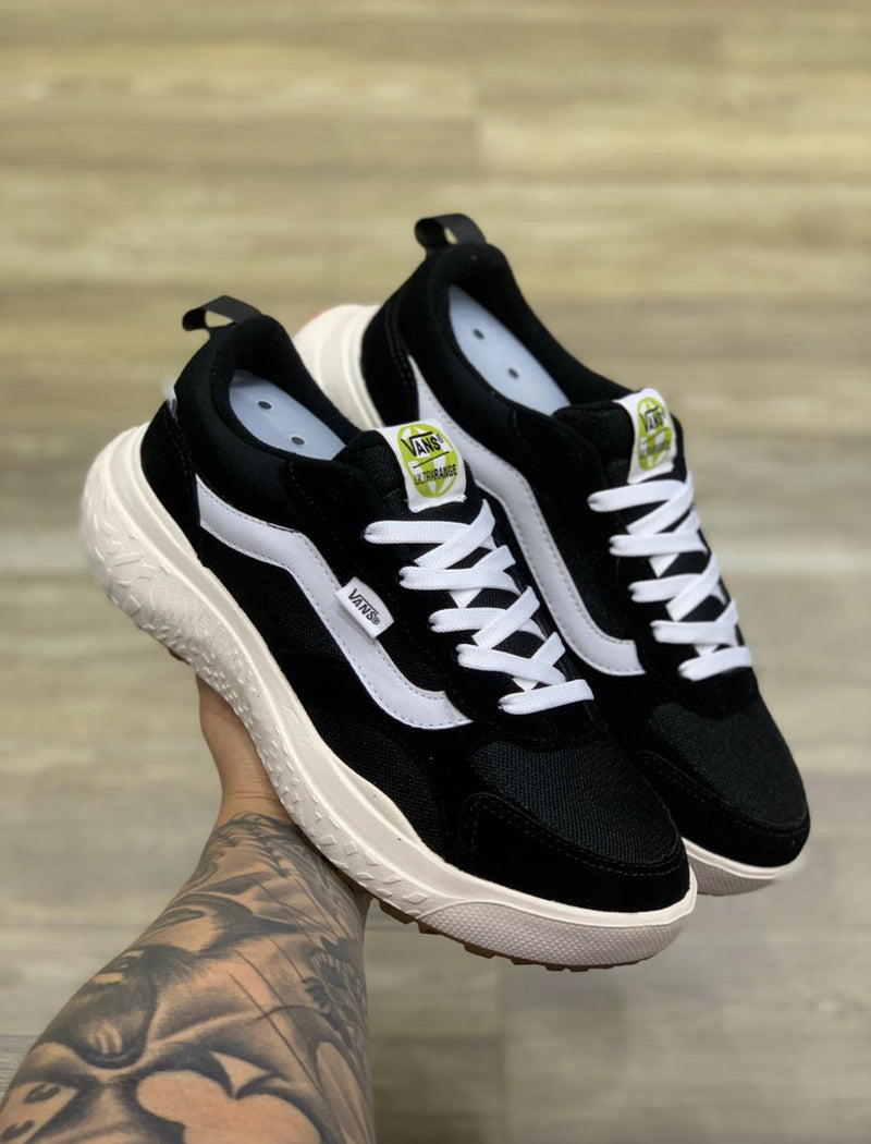 Tênis Vans