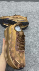 Tênis Nike Vomero