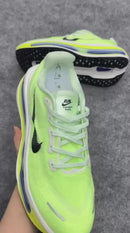 Tênis Nike Vomero