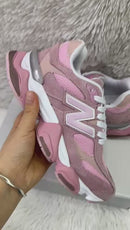 Tênis New Balance 9060