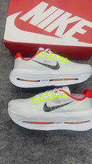 TÊNIS NIKE VOMERO PREMIUM