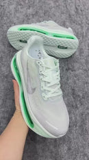 TÊNIS NIKE VOMERO PREMIUM